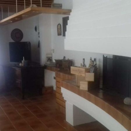 Monolocale Autonomo San Cassiano Apartman Alba Kültér fotó